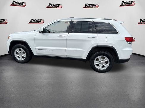 Used 2015 Jeep Grand Cherokee Laredo w/ Quick Order Package 23E AWD/4WD image 9