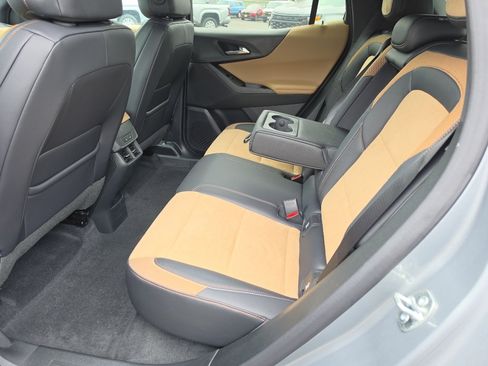 New 2026 Chevrolet Equinox ACTIV w/ Convenience Package III AWD/4WD image 18