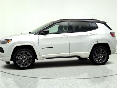 Used 2025 Jeep Compass Limited w/ High Altitude Package AWD/4WD image 8