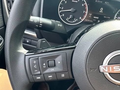 Certified 2023 Nissan Rogue SV AWD/4WD image 19