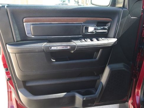 Used 2015 RAM 1500 Laramie w/ Convenience Group AWD/4WD image 13