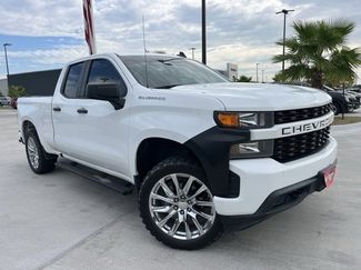 Used 2020 Chevrolet Silverado 1500 Custom w/ Custom Value Package image 1