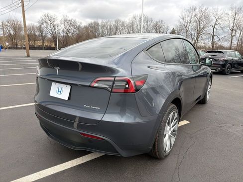 Used 2023 Tesla Model Y Long Range image 5