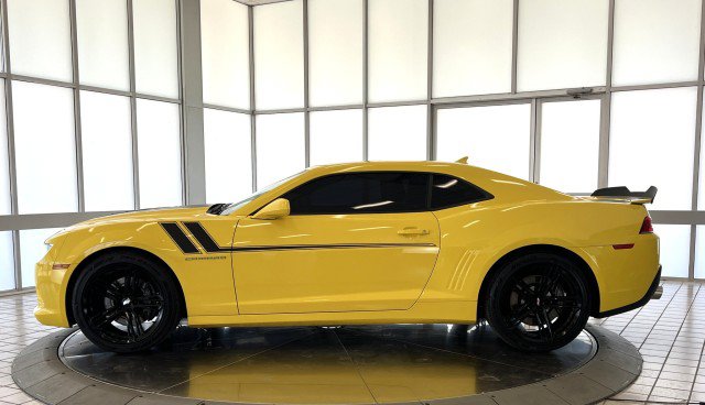 Used 2015 Chevrolet Camaro SS w/ RS Package RWD image 4