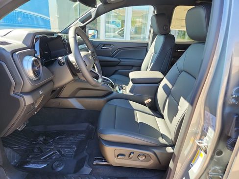 New 2026 Chevrolet Colorado LT w/ LT Convenience Package AWD/4WD image 11