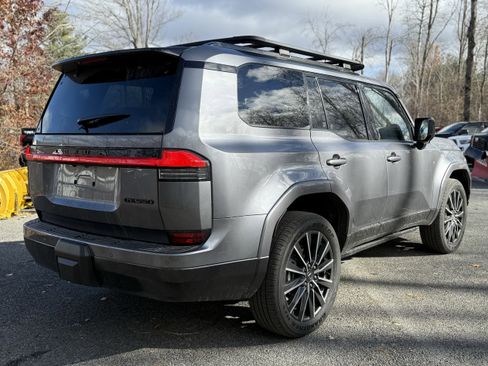 Used 2025 Lexus GX 550 image 13