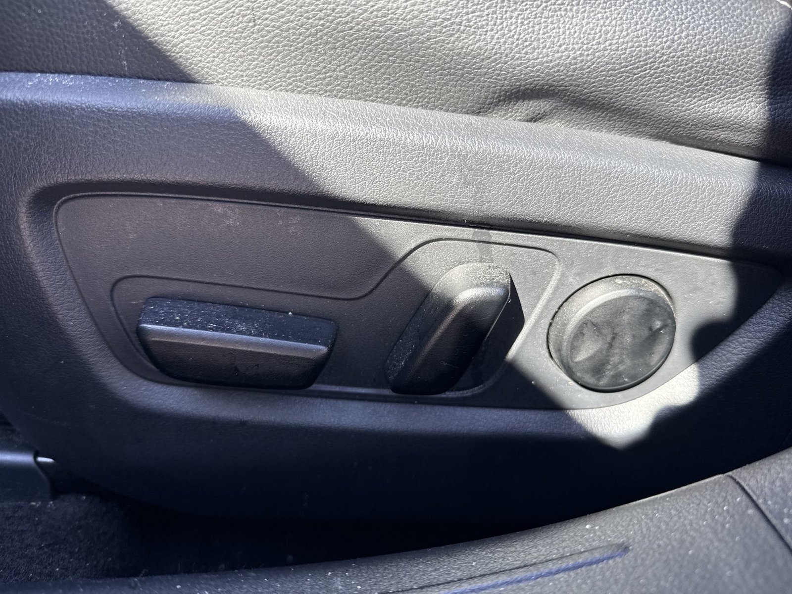 Used 2025 MAZDA CX-50 AWD 2.5 S w/ Premium Package image 13