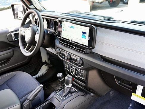 New 2025 Jeep Wrangler Unlimited Sport S 4xe w/ Convenience Group AWD/4WD image 15