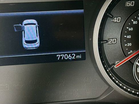 Used 2022 Hyundai Santa Fe SEL FWD image 12