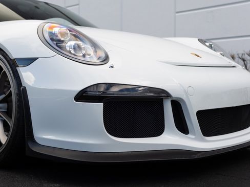 Used 2015 Porsche 911 GT3 image 13