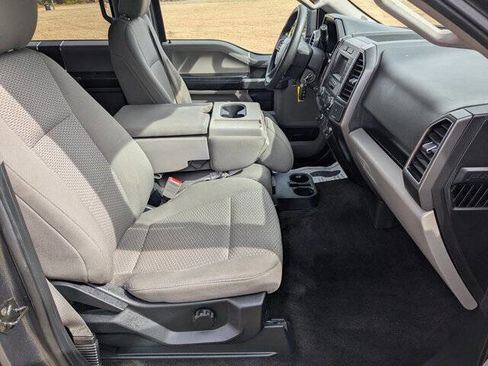 Used 2018 Ford F150 XLT image 37