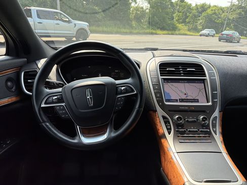 Used 2020 Lincoln Nautilus Reserve w/ Class II Trailer Tow Package AWD/4WD image 13
