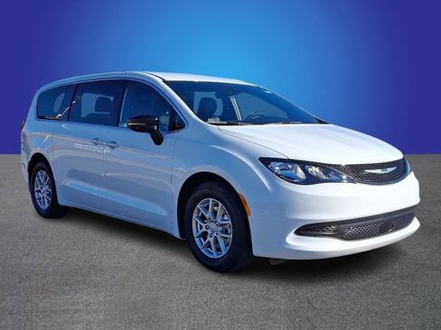 New 2026 Chrysler Voyager LX image 2