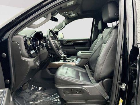 Certified 2022 Chevrolet Silverado 1500 RST image 18