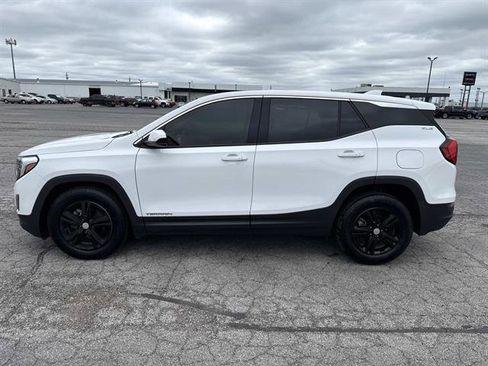 Used 2020 GMC Terrain SLE FWD image 9