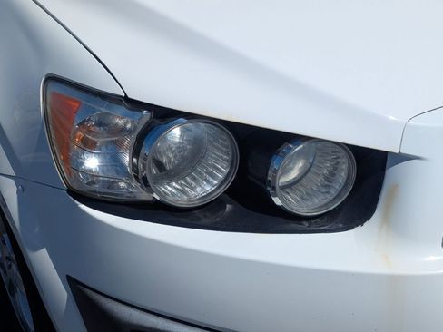 Used 2012 Chevrolet Sonic LT image 10