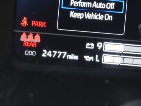 Used 2024 Toyota Tundra Limited image 32