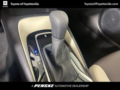 Used 2026 Toyota Corolla LE FWD image 30