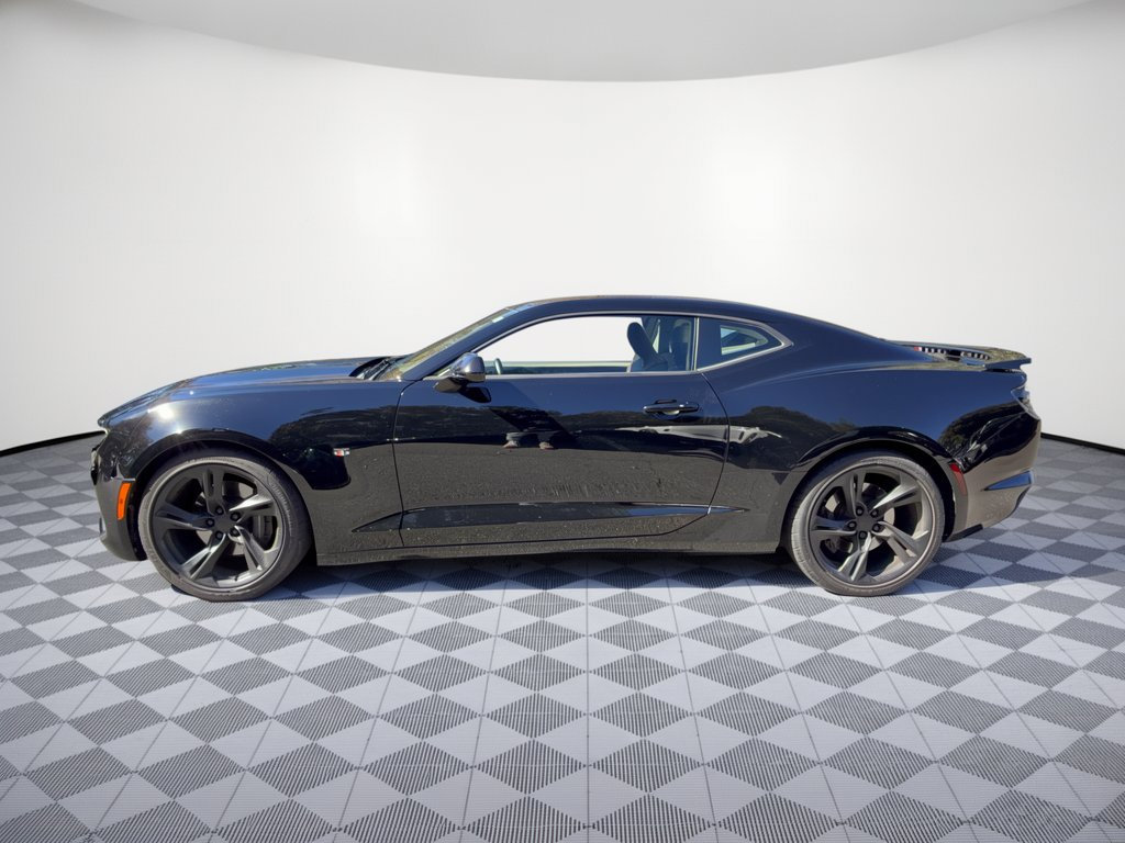 Used 2019 Chevrolet Camaro SS RWD image 2