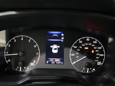 Used 2024 Toyota Corolla SE FWD image 32