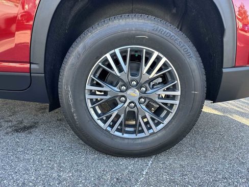 New 2026 Chevrolet Traverse LT w/ Driver Confidence Package image 12