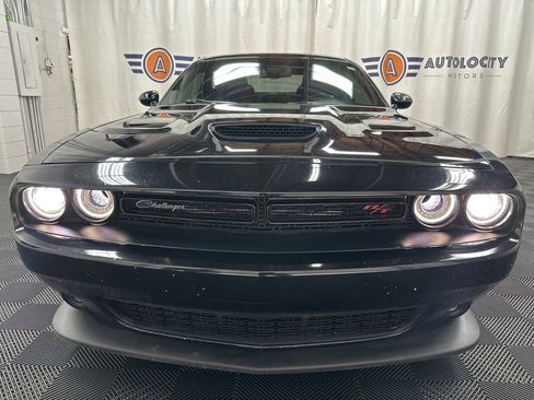 Used 2019 Dodge Challenger R/T Scat Pack w/ Driver Convenience Group image 4