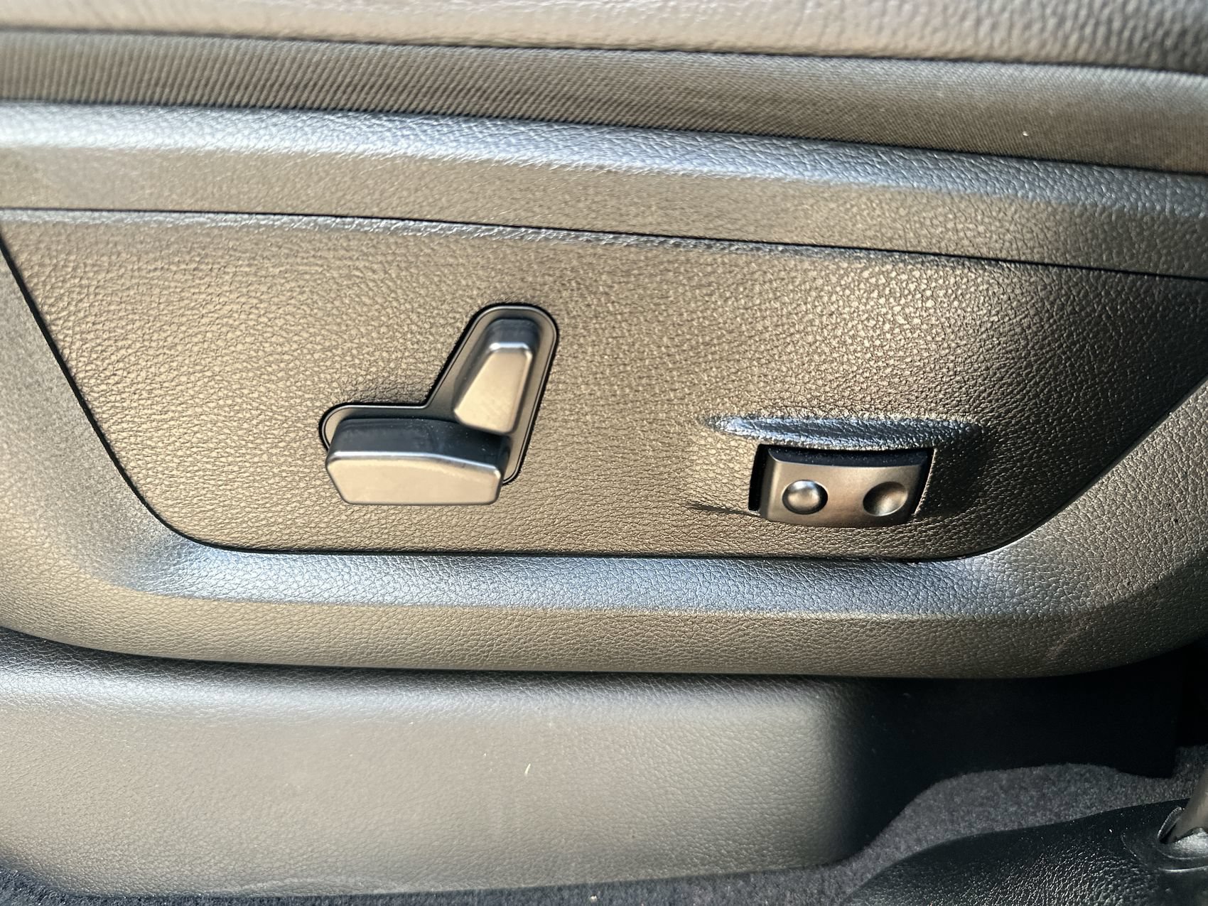 Used 2024 RAM 2500 Limited AWD/4WD image 12