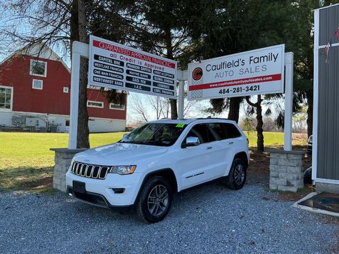 Used 2017 Jeep Grand Cherokee Limited image 1