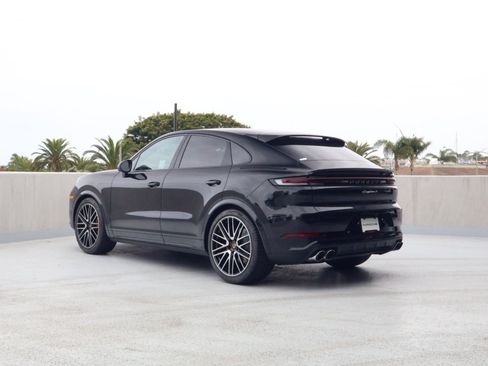 New 2026 Porsche Cayenne S AWD/4WD image 3