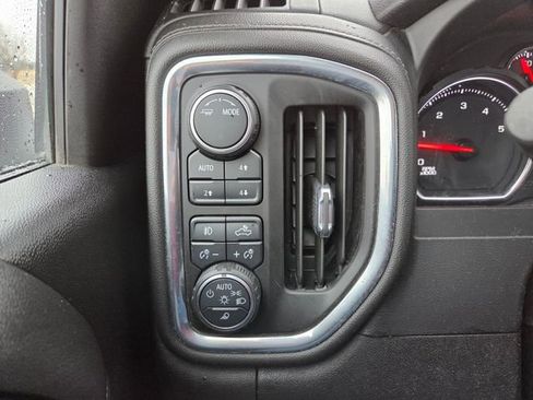 Used 2021 Chevrolet Silverado 3500 LT w/ Convenience Package image 22