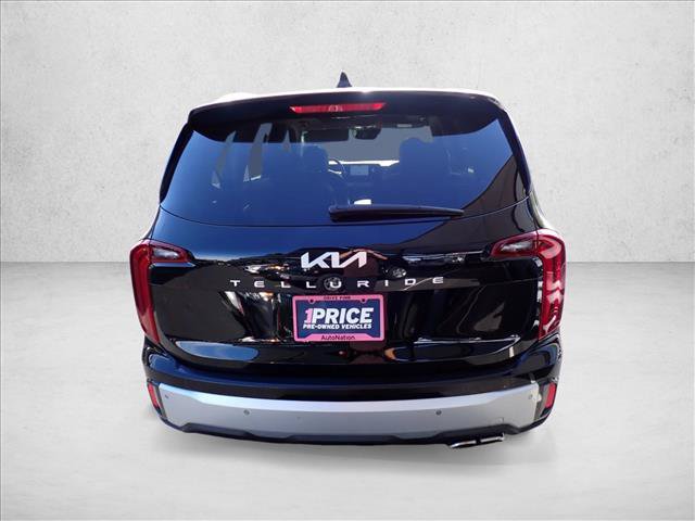 Used 2024 Kia Telluride S w/ S Sunroof Package FWD image 3
