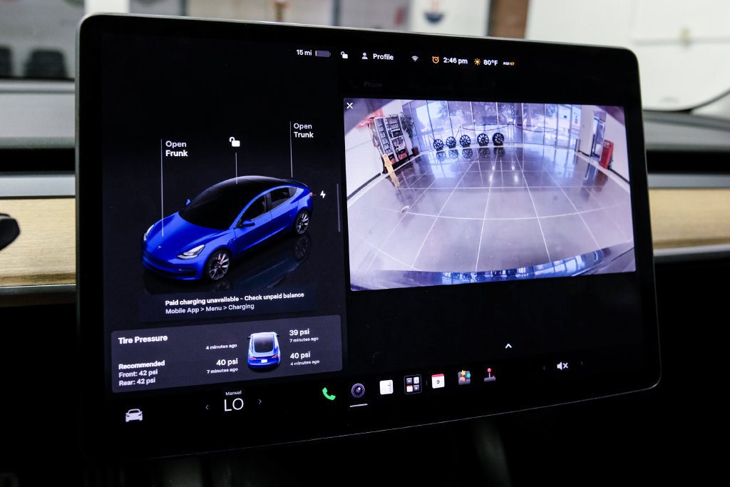 Used 2023 Tesla Model 3 Performance AWD/4WD image 23