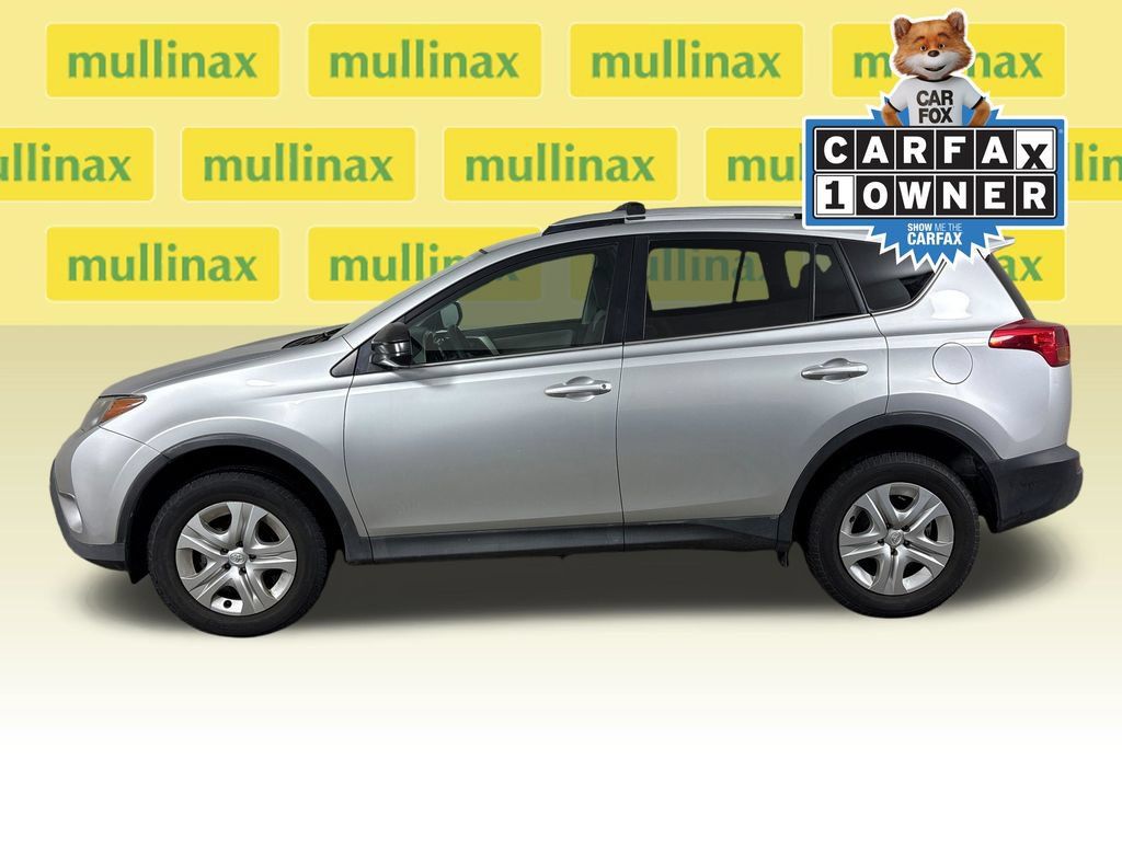 Used 2014 Toyota RAV4 LE AWD/4WD image 12