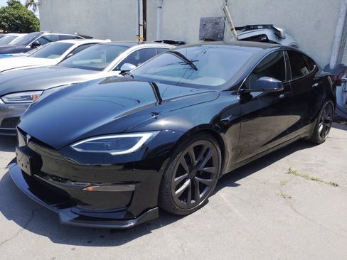 Used 2022 Tesla Model S Plaid AWD/4WD image 15