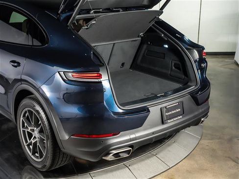Certified 2026 Porsche Cayenne Coupe image 35
