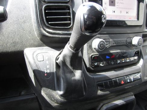 Used 2023 RAM ProMaster 2500 FWD image 12