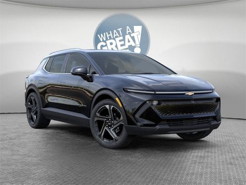 New 2026 Chevrolet Equinox EV LT w/ Convenience Package II image 7