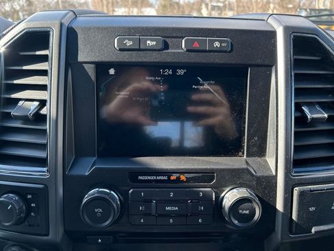 Used 2018 Ford F150 XLT w/ Equipment Group 302A Luxury image 29