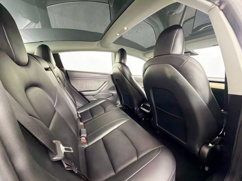 Used 2019 Tesla Model 3 Standard Range Plus RWD image 42