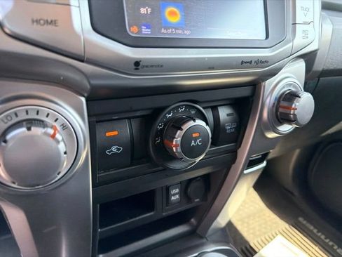 Used 2017 Toyota 4Runner SR5 AWD/4WD image 20