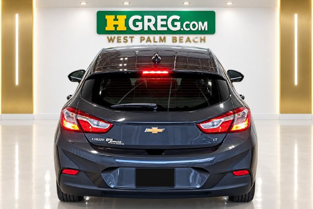 Used 2017 Chevrolet Cruze LT w/ Convenience Package FWD image 8