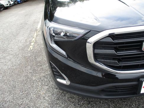 Used 2018 GMC Terrain SLE AWD/4WD image 25