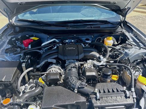 Used 2024 Toyota GR86 Premium image 28