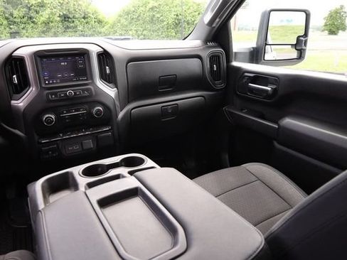 Used 2022 Chevrolet Silverado 2500 Custom w/ Custom Value Package AWD/4WD image 23