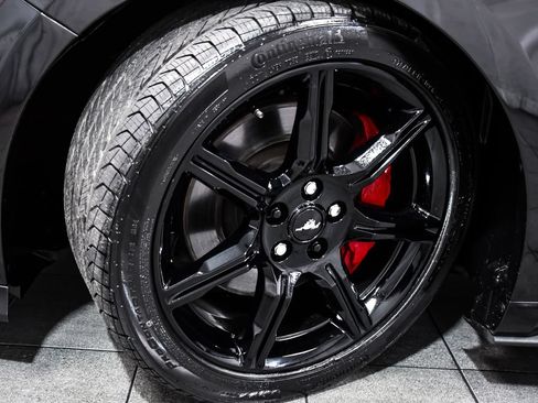 Used 2020 Ford Mustang GT Premium w/ Equipment Group 401A RWD image 7