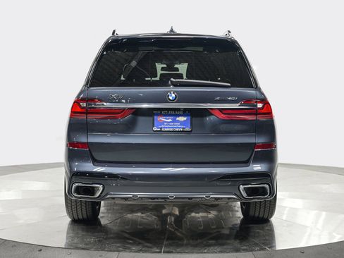 Used 2022 BMW X7 xDrive40i w/ M Sport Package image 5