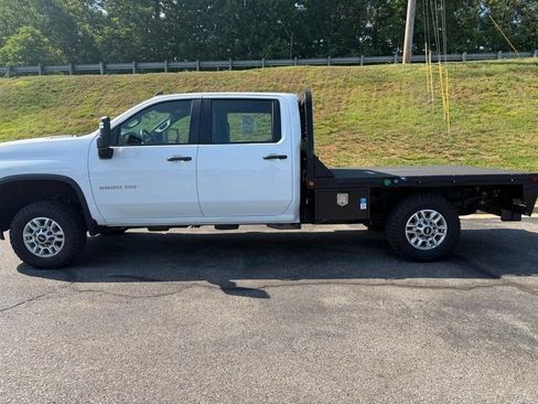 Used 2022 Chevrolet Silverado 2500 W/T w/ WT Fleet Convenience Package AWD/4WD image 4