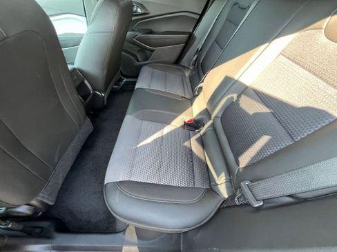 Used 2024 Chevrolet Trax LT w/ Driver Confidence Package image 25