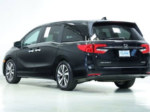 Used 2023 Honda Odyssey Touring image 6