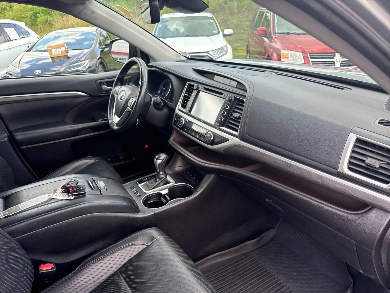 Used 2018 Toyota Highlander Limited AWD/4WD image 27